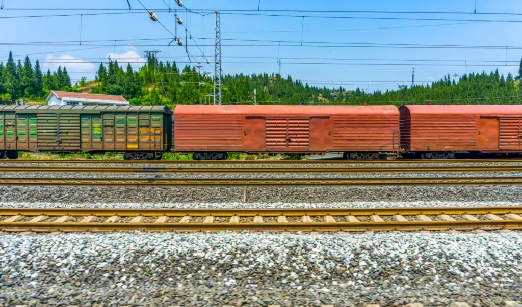 Stowarzyszenie KoLiber zabiega o reaktywację linii kolejowej nr 360 łączącej Kąkolewo i Jarocin