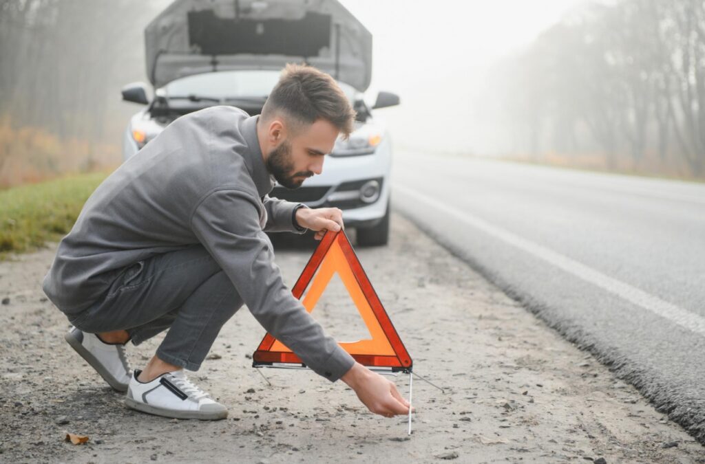 Wypadek drogowy w Goli: Volkswagen uderzył w zaparkowany bus